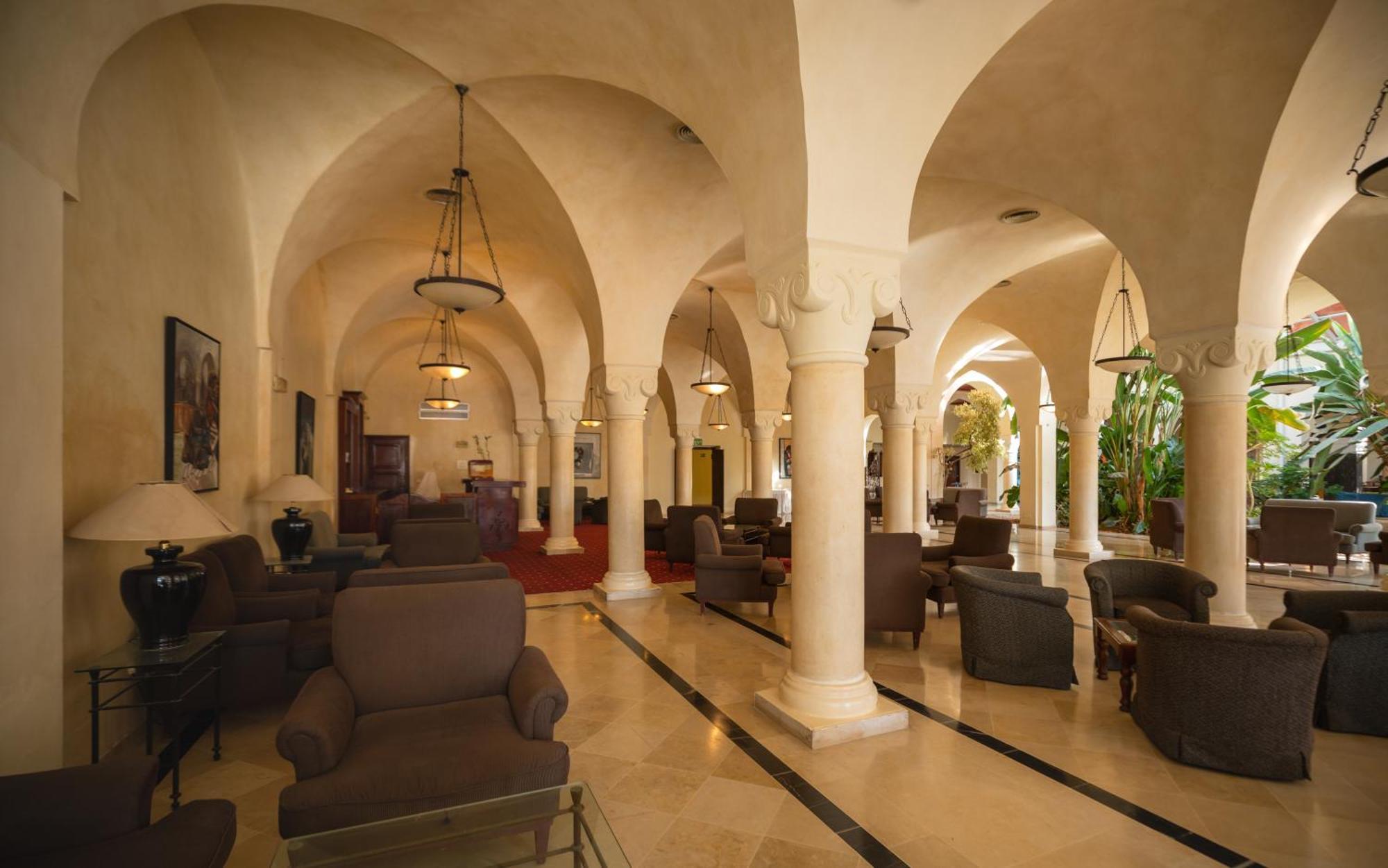 Shalimar Hotel 4*